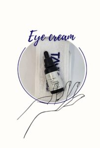 پاکسازی تخصصی پوست در شیراز با سعیده حسینی